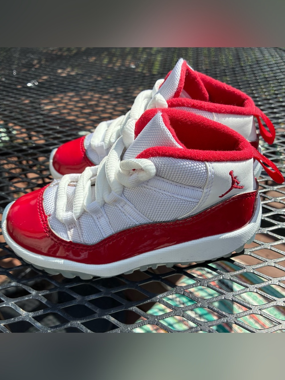 Jordan Kids' Red and White Retro Low-Top Sneakers